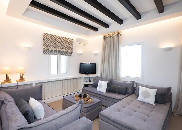 Di Venia Αγία Άννα